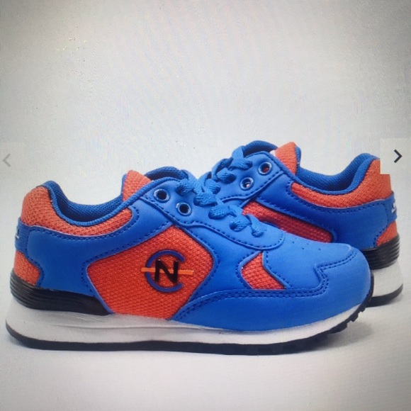 Shose - Picture 2 of 7